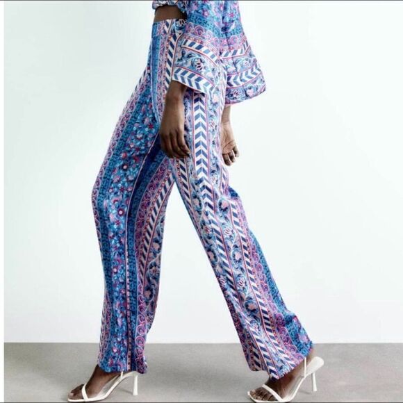 NWT Zara Satin Effect High Waisted Wide Leg Printed Pants, Size Medium - Picture 3 of 16